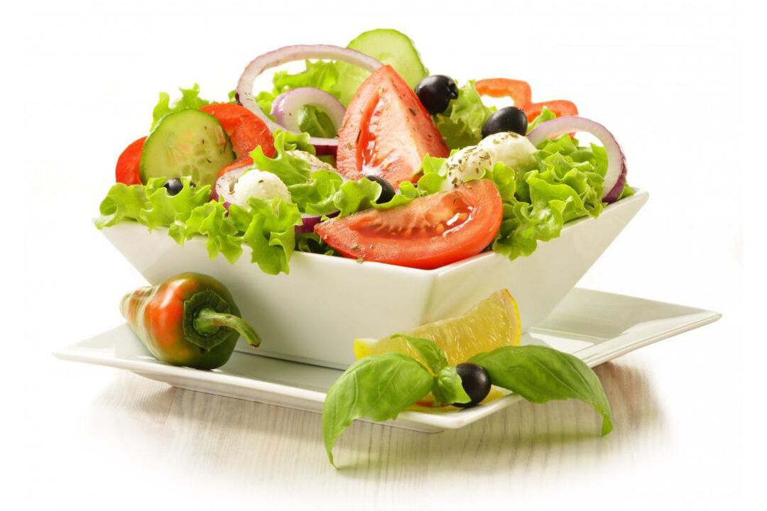 Τις ημέρες λαχανικών μιας χημικής δίαιτας, μπορείτε να ετοιμάσετε νόστιμες σαλάτες