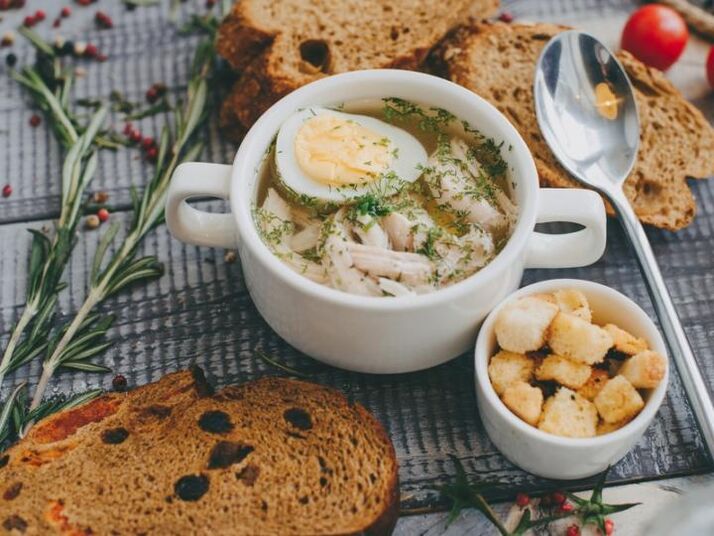 κοτόσουπα με αυγό για πρωτεϊνική δίαιτα